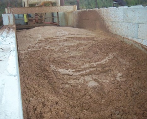 Underflow from Cone bottom tank through slurry pump 0.6lbs polymer/dry ton-swelling clay